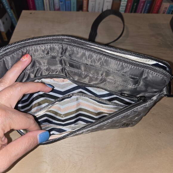 Lug Color Blocked gray Quilted Crossbody - Pirouette convertible bag - Picture 2 of 7